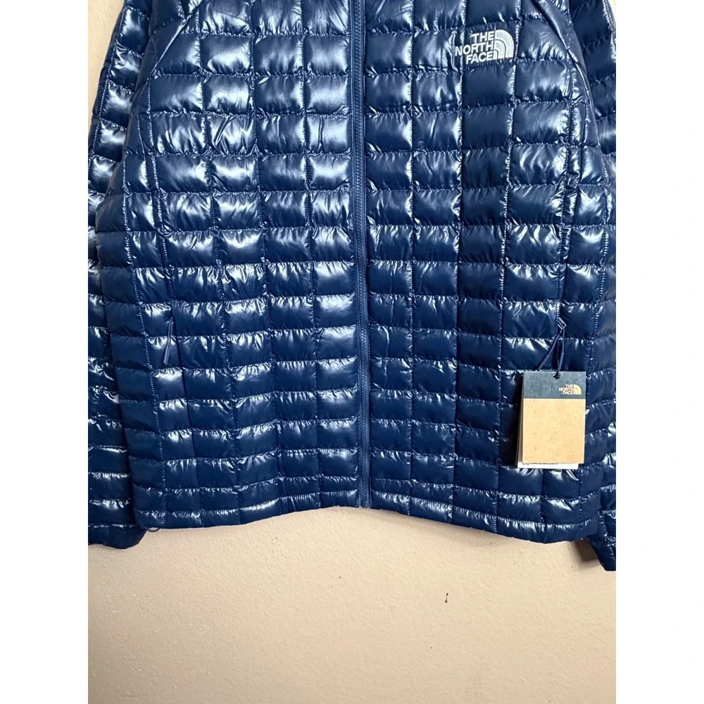 The North Face ThermoBall Hoodie Men Large Navy Puffer Jacket NF0A8D1N Eco Warm